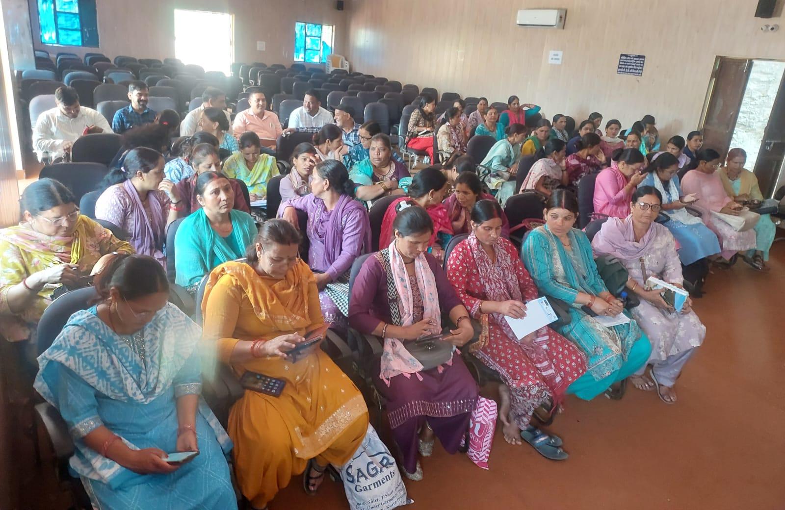 SIR Tehri- बीएलओ, सुपरवाइजर एवं वॉलंटियर्स का प्रशिक्षण सम्पन्न