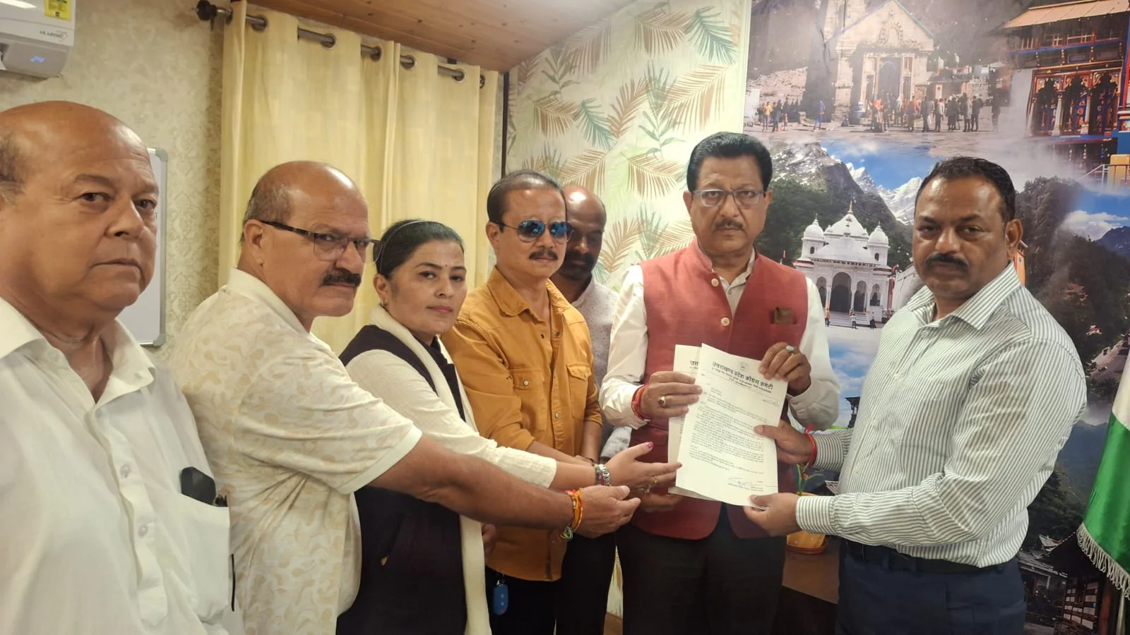 राहुल गांधी मामले में FIR दर्ज होने पर कांग्रेस ने DGP से मांगा जवाब